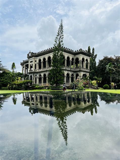 Travel Guide: The Ruins in Talisay City (Near Bacolod City).